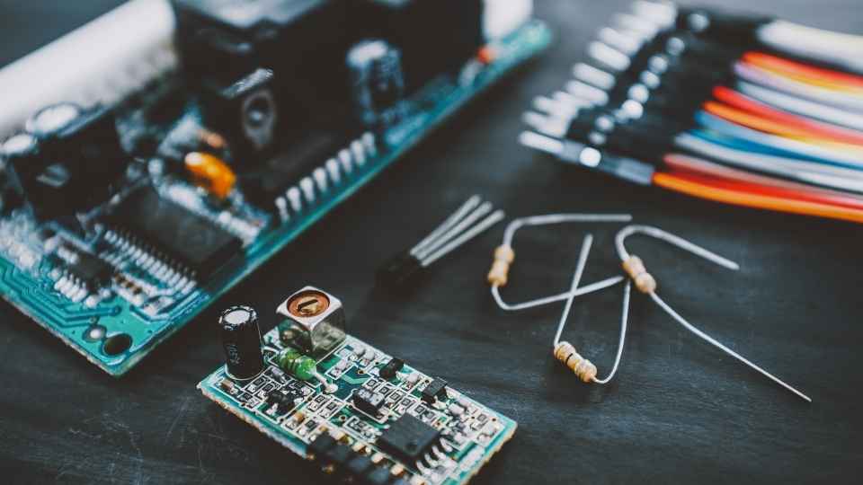 learn electronics engineering online free